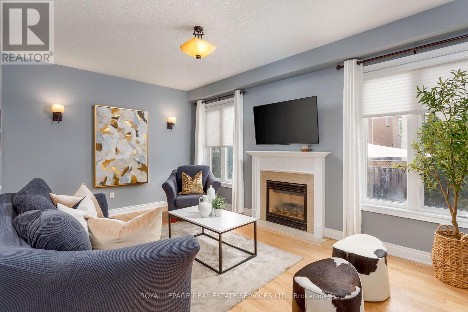 2299 Millstone Drive, Oakville, Ontario  L6M 0H1 - Photo 12 - W12484257