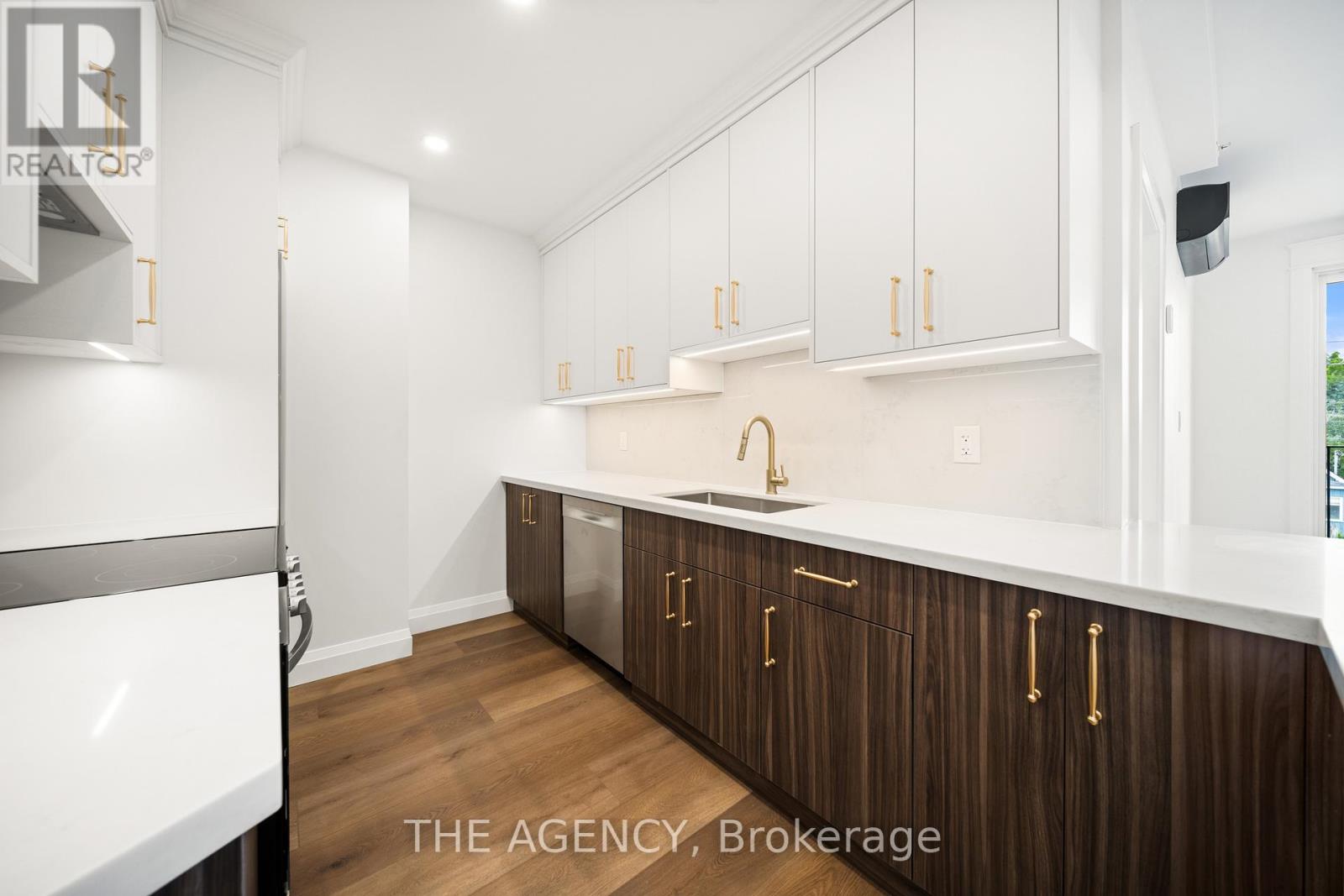 1 - 153 Main Street E, Milton, Ontario  L9T 1N7 - Photo 10 - W12484267