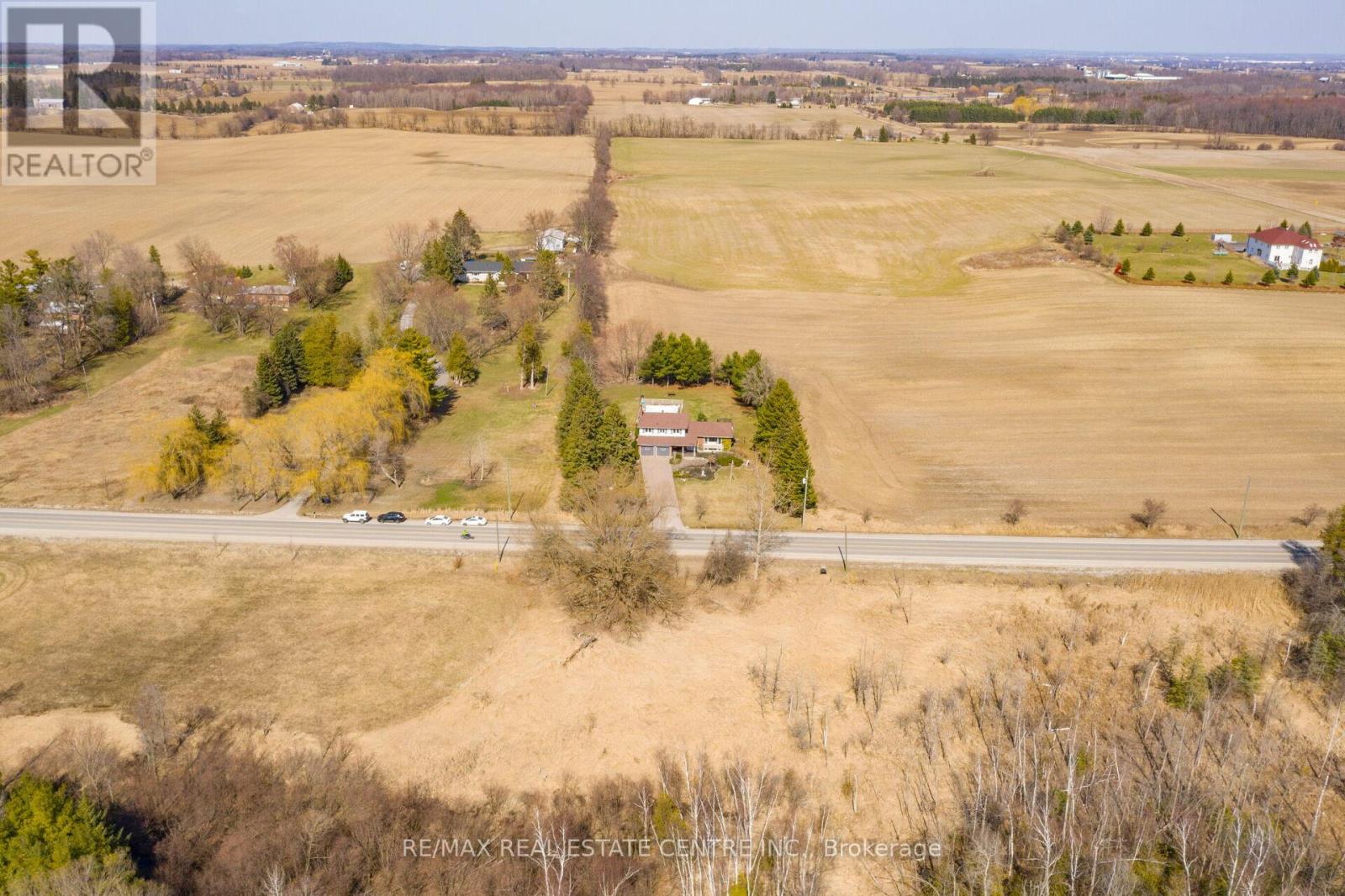 15095 Dixie Road, Caledon, Ontario  L7C 2N1 - Photo 11 - W12484271