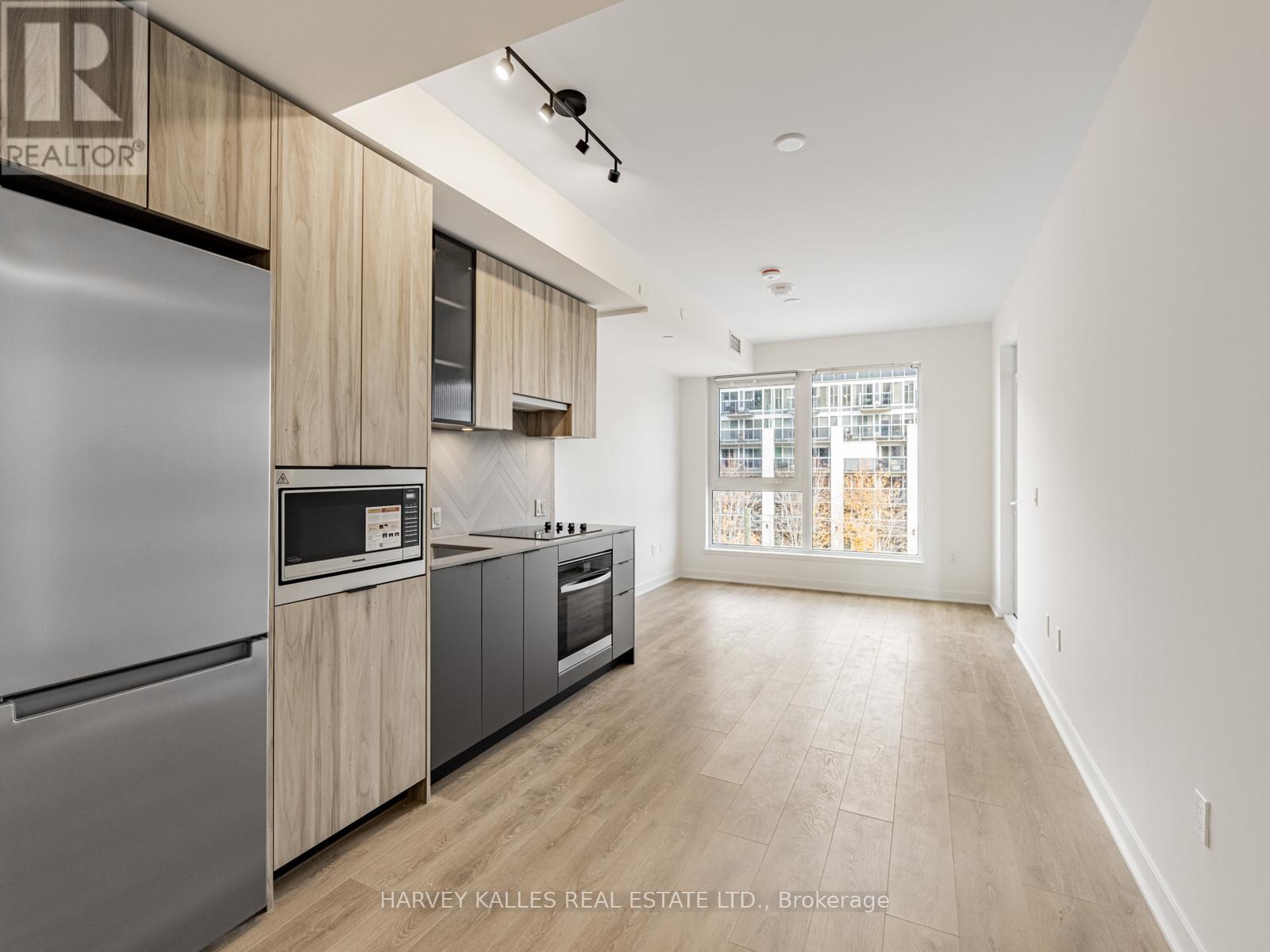 425 - 1037 The Queensway, Toronto, Ontario  M8Z 6C7 - Photo 10 - W12484284