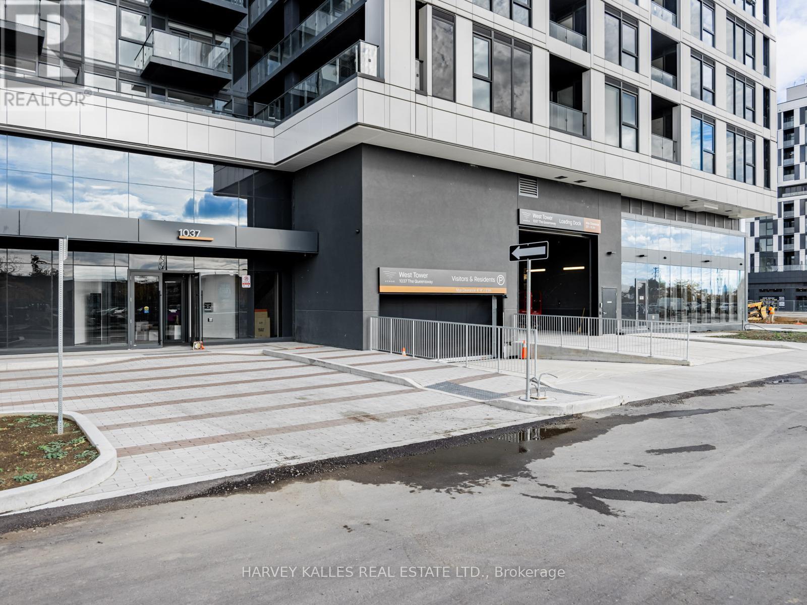 425 - 1037 The Queensway, Toronto, Ontario  M8Z 6C7 - Photo 2 - W12484284