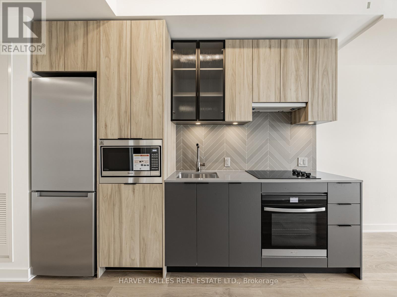 425 - 1037 The Queensway, Toronto, Ontario  M8Z 6C7 - Photo 8 - W12484284