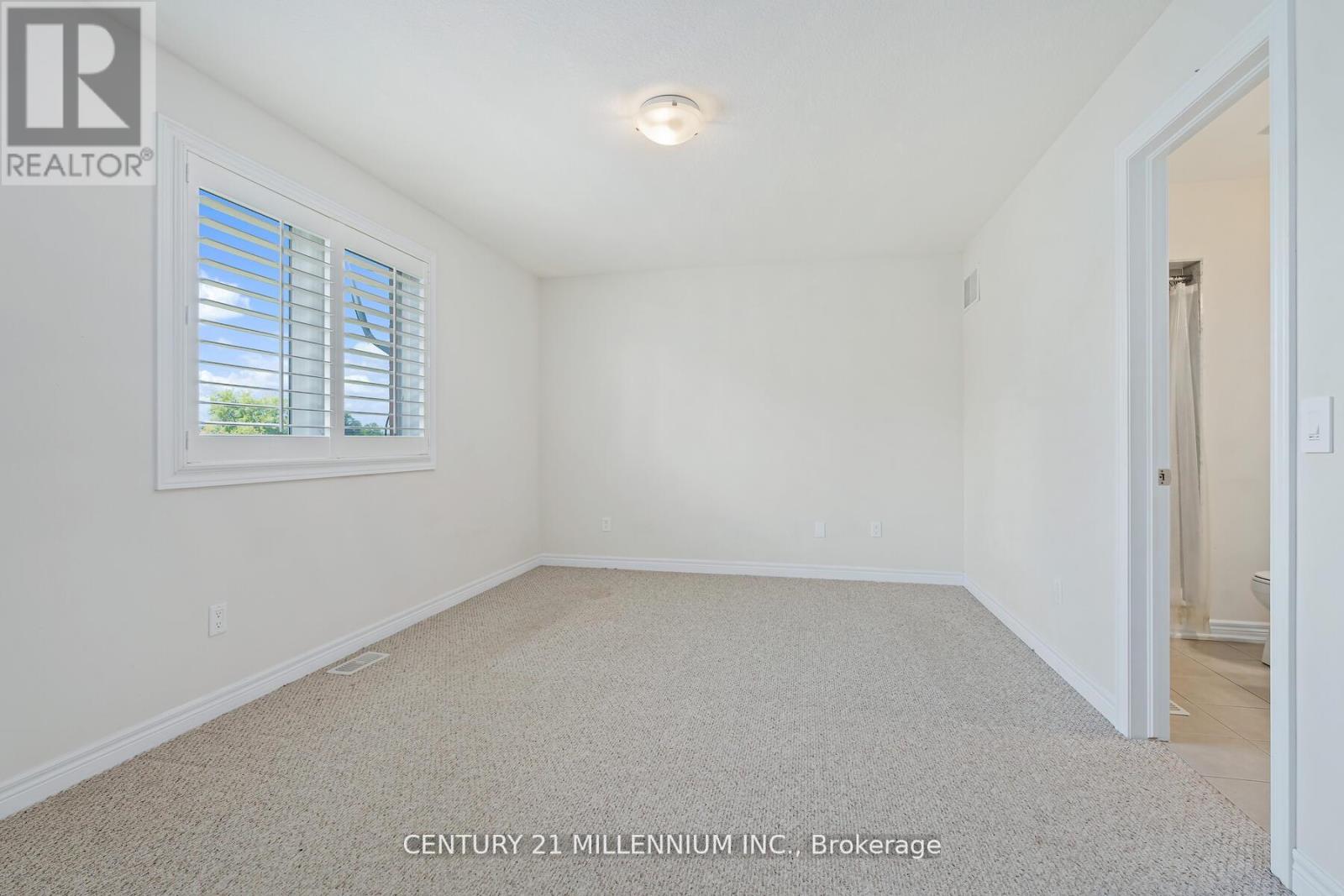 2368 Natasha Circle, Oakville, Ontario  L6M 1N9 - Photo 17 - W12484290