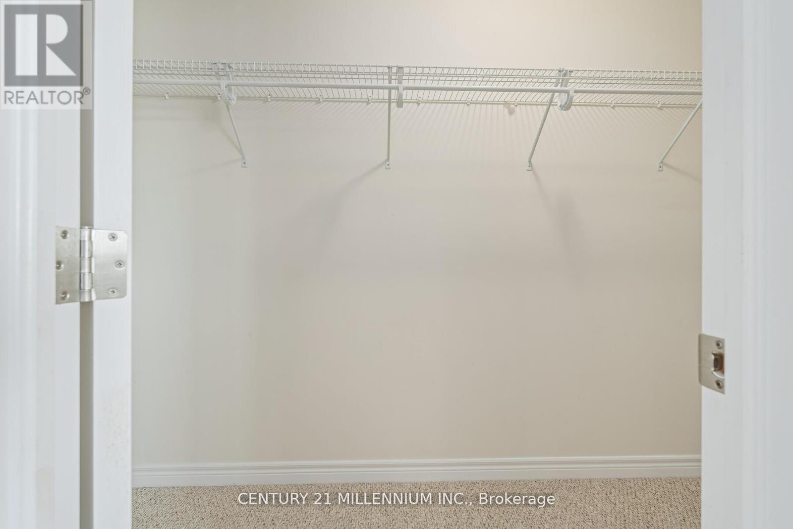 2368 Natasha Circle, Oakville, Ontario  L6M 1N9 - Photo 20 - W12484290