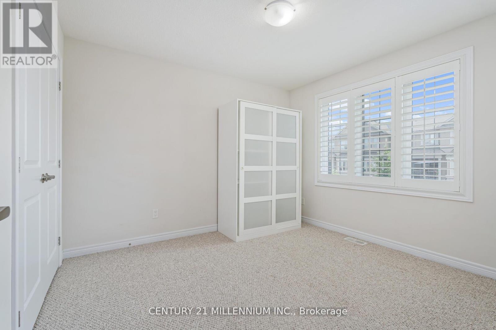 2368 Natasha Circle, Oakville, Ontario  L6M 1N9 - Photo 21 - W12484290