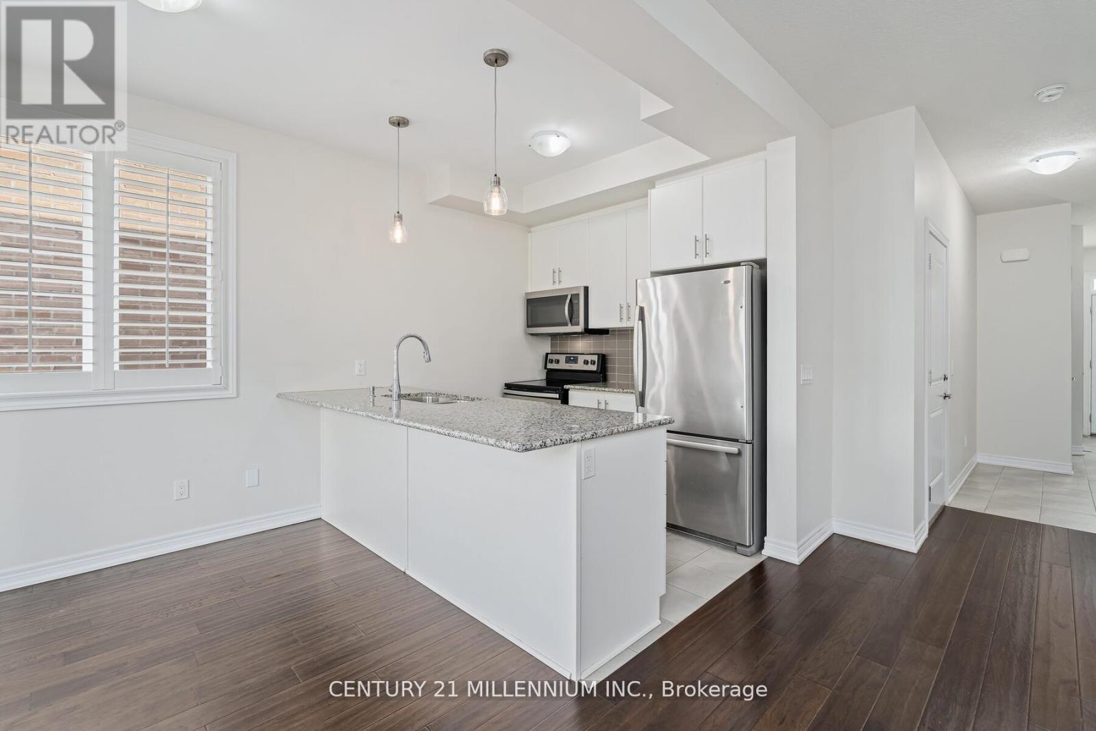 2368 Natasha Circle, Oakville, Ontario  L6M 1N9 - Photo 9 - W12484290