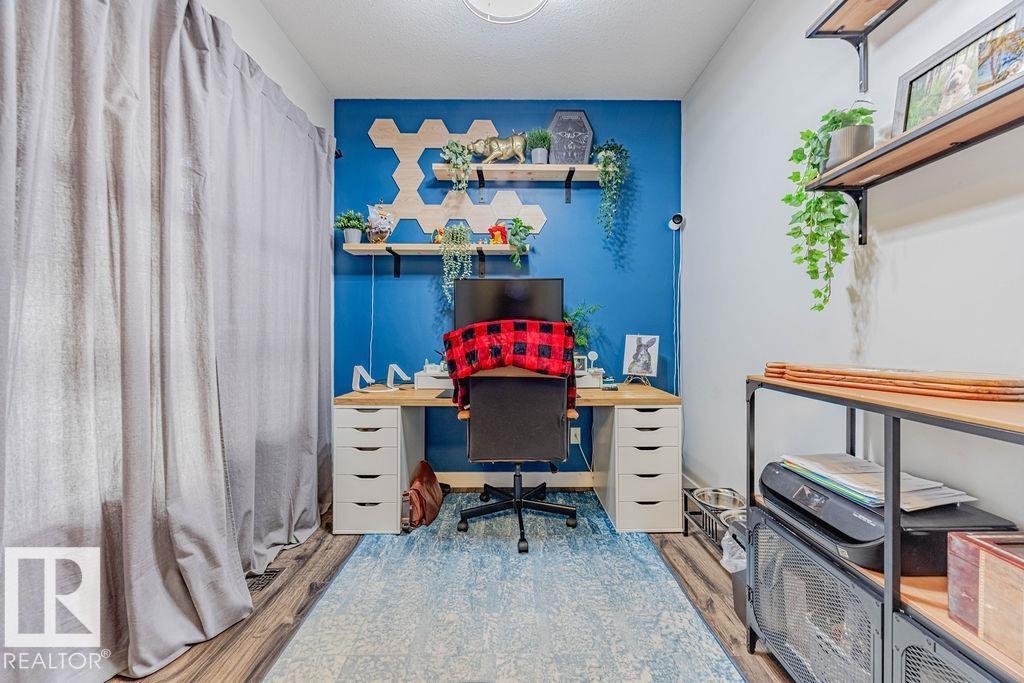 18107 77 St Nw, Edmonton, Alberta  T5Z 0L8 - Photo 4 - E4463664