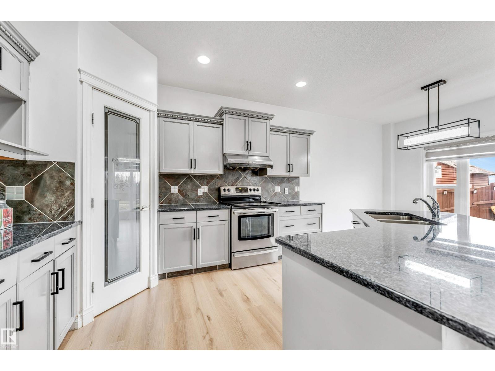 3319 18 St Nw, Edmonton, Alberta  T6T 0H4 - Photo 18 - E4463665