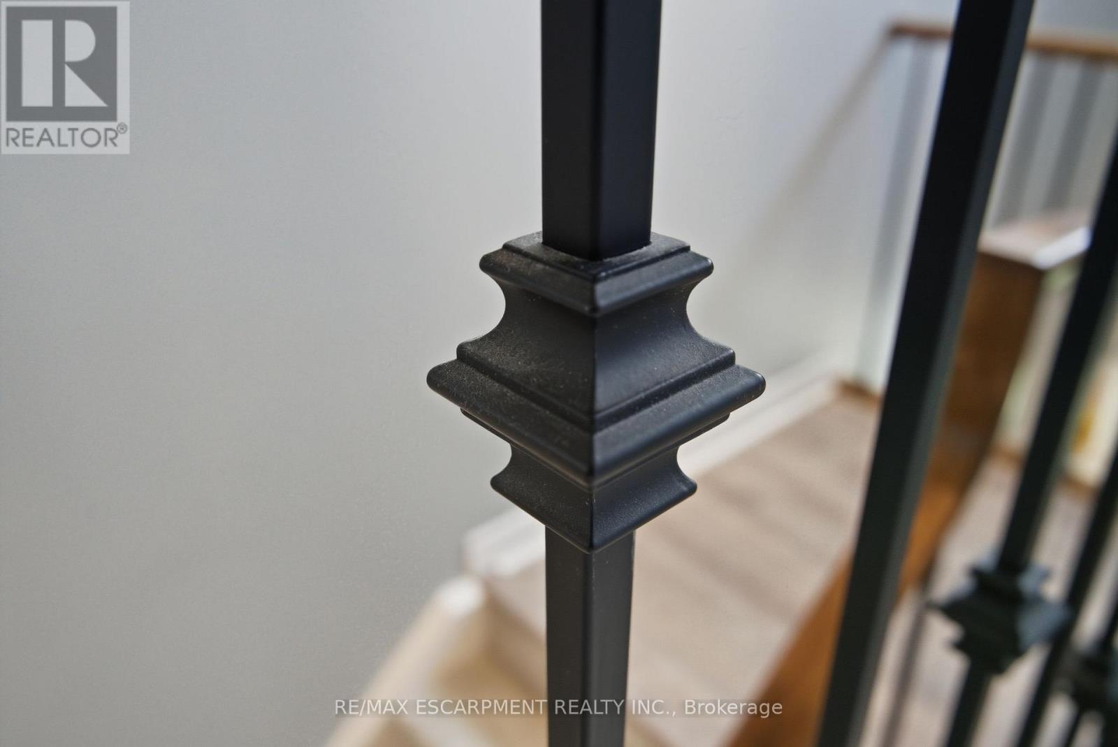 383 Erie Avenue, Brantford, Ontario  N3S 0E6 - Photo 10 - X12484298