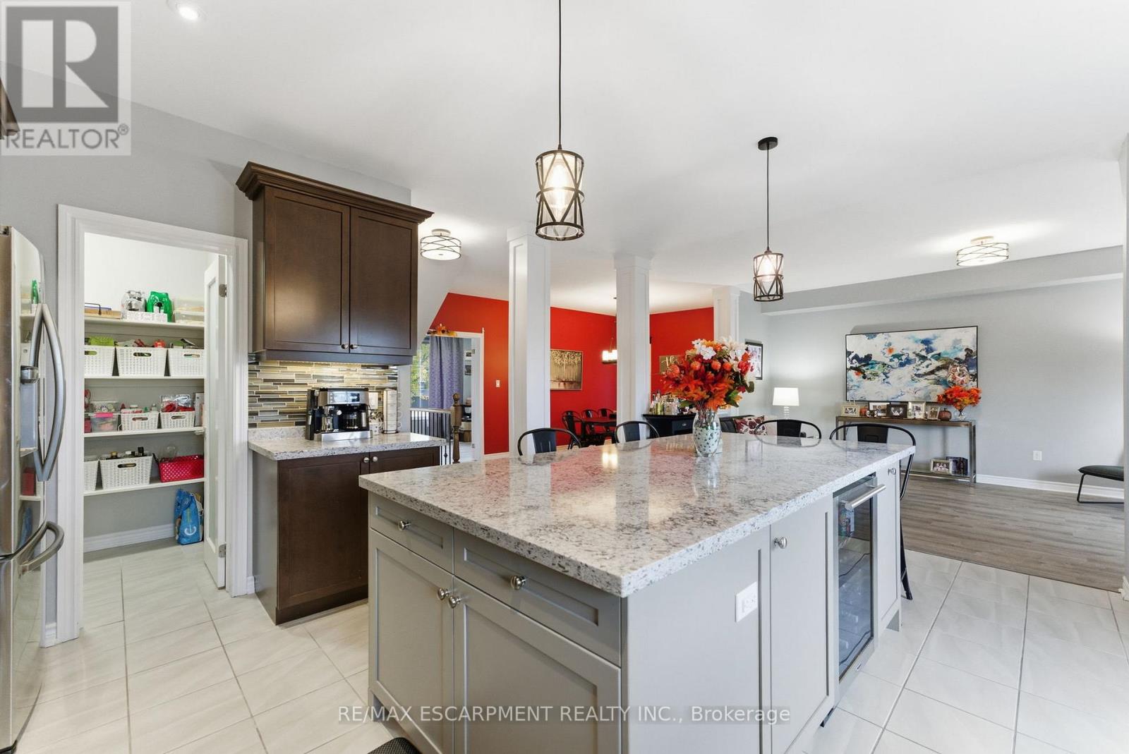 383 Erie Avenue, Brantford, Ontario  N3S 0E6 - Photo 14 - X12484298