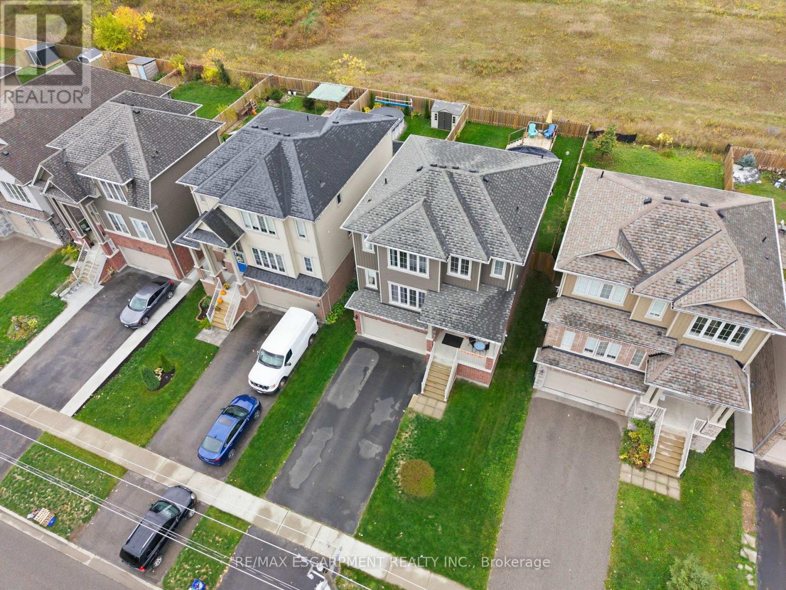 383 Erie Avenue, Brantford, Ontario  N3S 0E6 - Photo 2 - X12484298