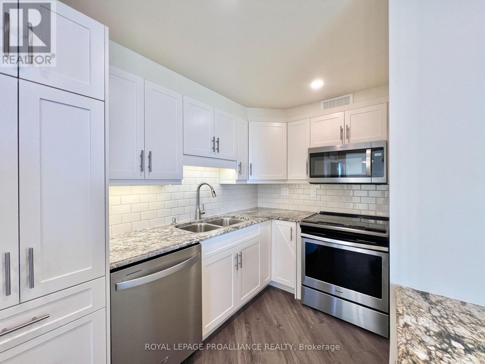 1002 - 344 Front Street, Belleville, Ontario K8N 5M4 - Photo 6 - X12432563