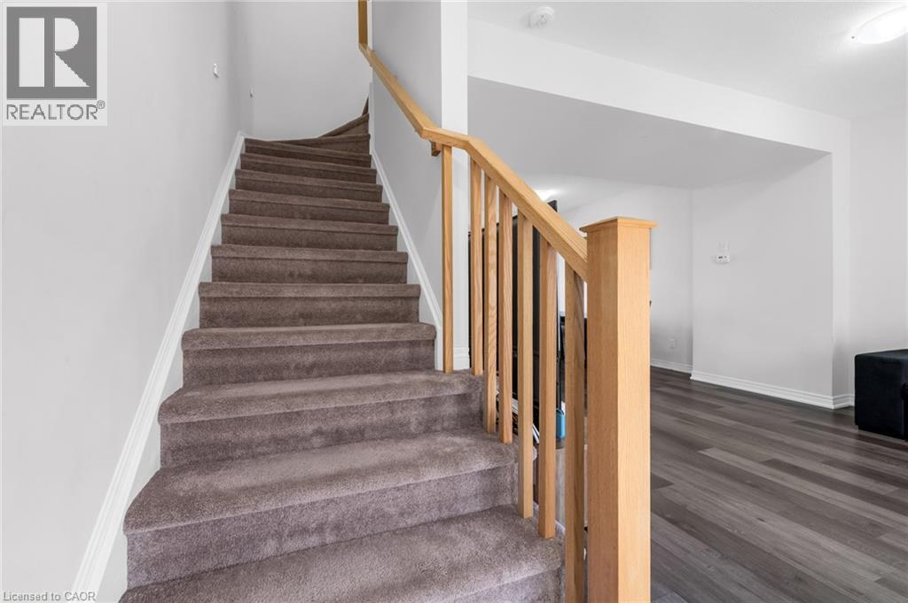 19 Picardy Drive Unit# 15, Stoney Creek, Ontario  L8J 0M7 - Photo 24 - 40782478