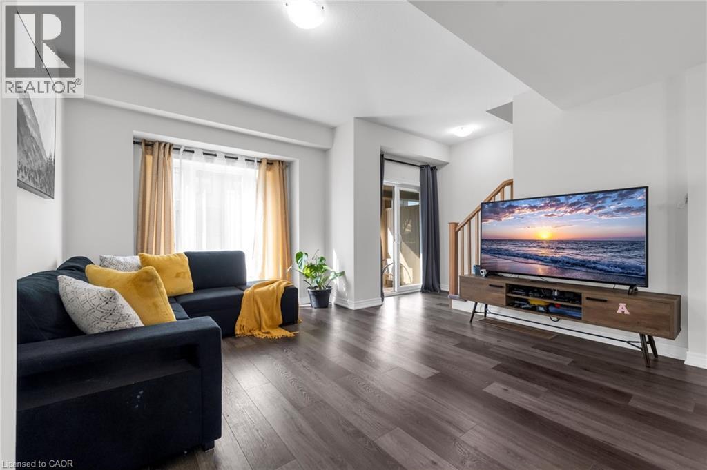 19 Picardy Drive Unit# 15, Stoney Creek, Ontario  L8J 0M7 - Photo 5 - 40782478