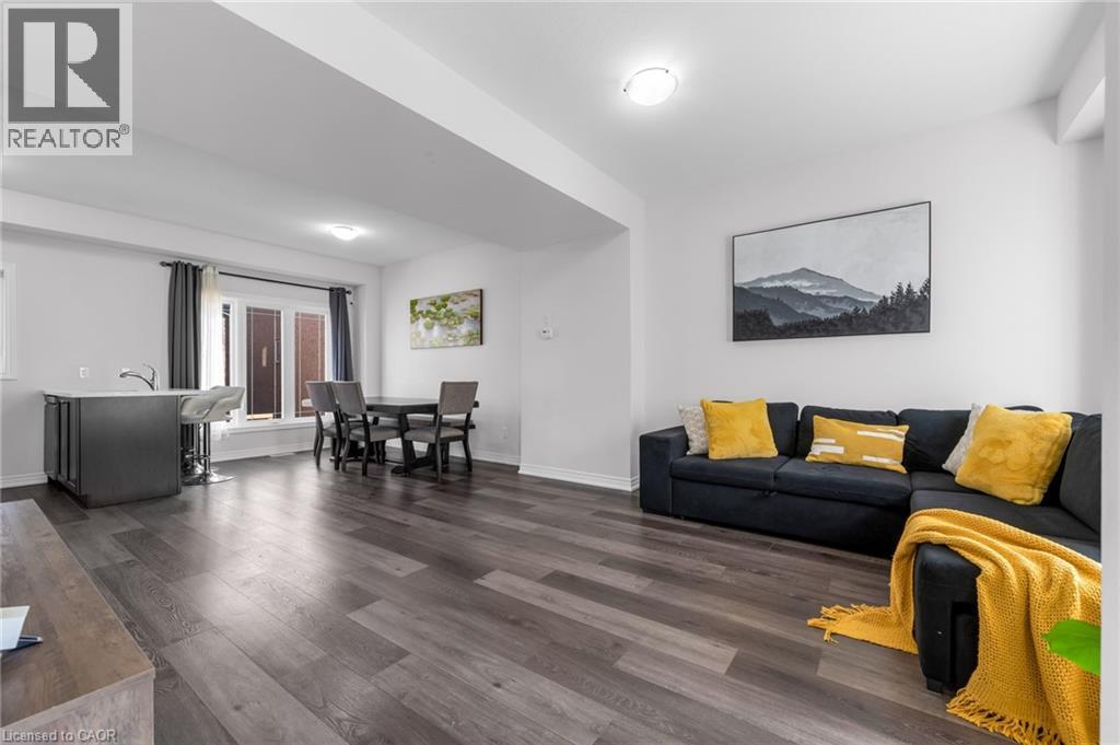 19 Picardy Drive Unit# 15, Stoney Creek, Ontario  L8J 0M7 - Photo 7 - 40782478