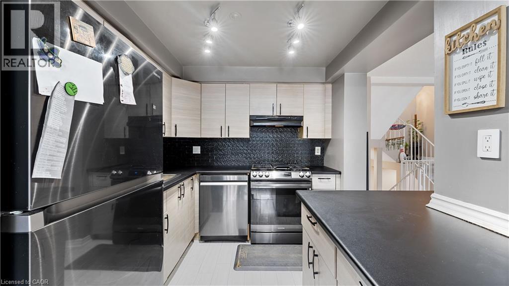 365 Pioneer Drive Unit# 16, Kitchener, Ontario  N2P 2A6 - Photo 11 - 40775726