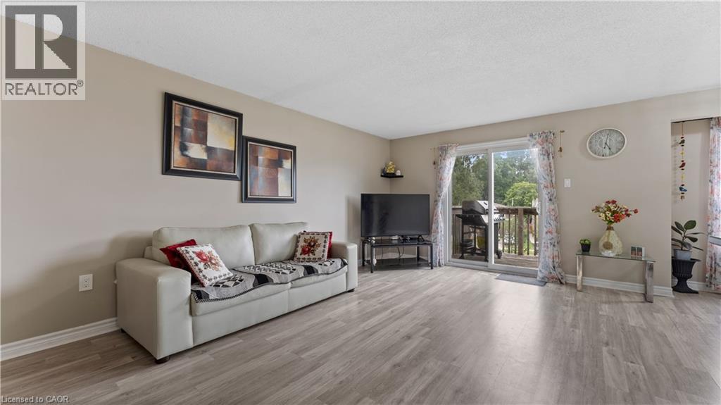 365 Pioneer Drive Unit# 16, Kitchener, Ontario  N2P 2A6 - Photo 7 - 40775726
