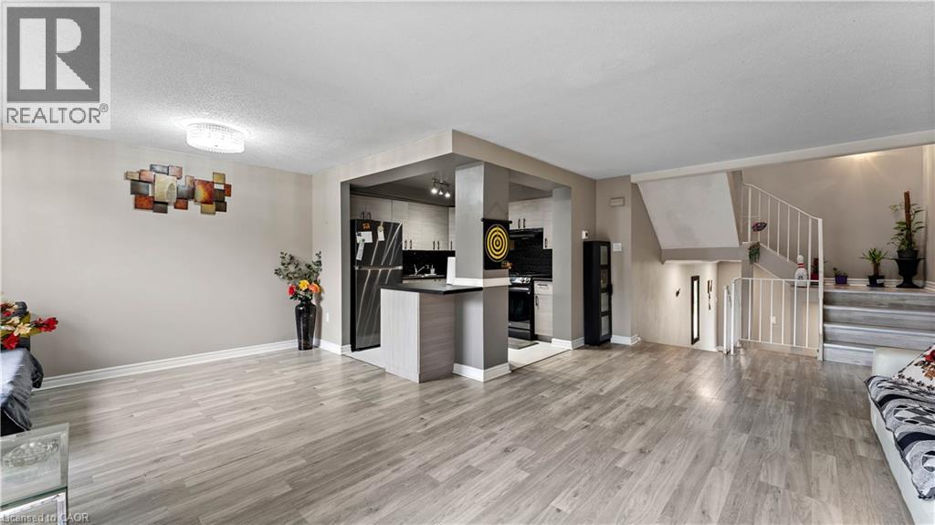 365 Pioneer Drive Unit# 16, Kitchener, Ontario  N2P 2A6 - Photo 8 - 40775726