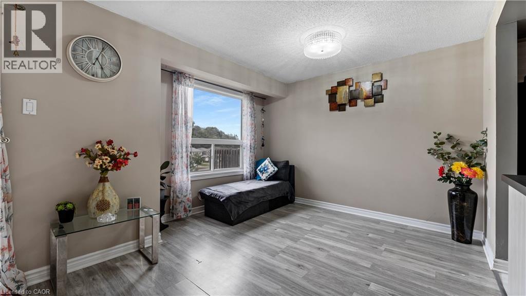 365 Pioneer Drive Unit# 16, Kitchener, Ontario  N2P 2A6 - Photo 9 - 40775726
