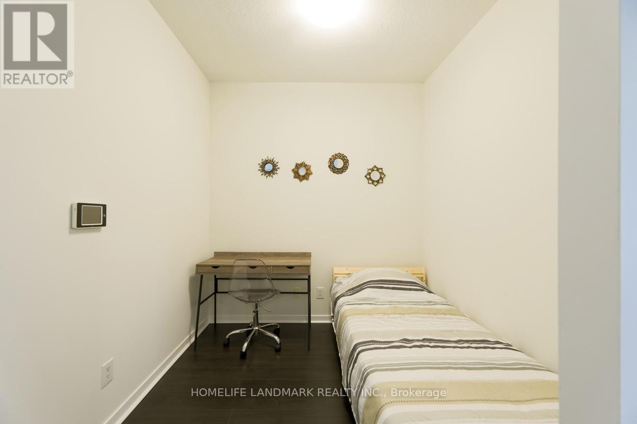 4003 - 55 Bremner Boulevard, Toronto, Ontario  M5J 0A6 - Photo 14 - C12484314