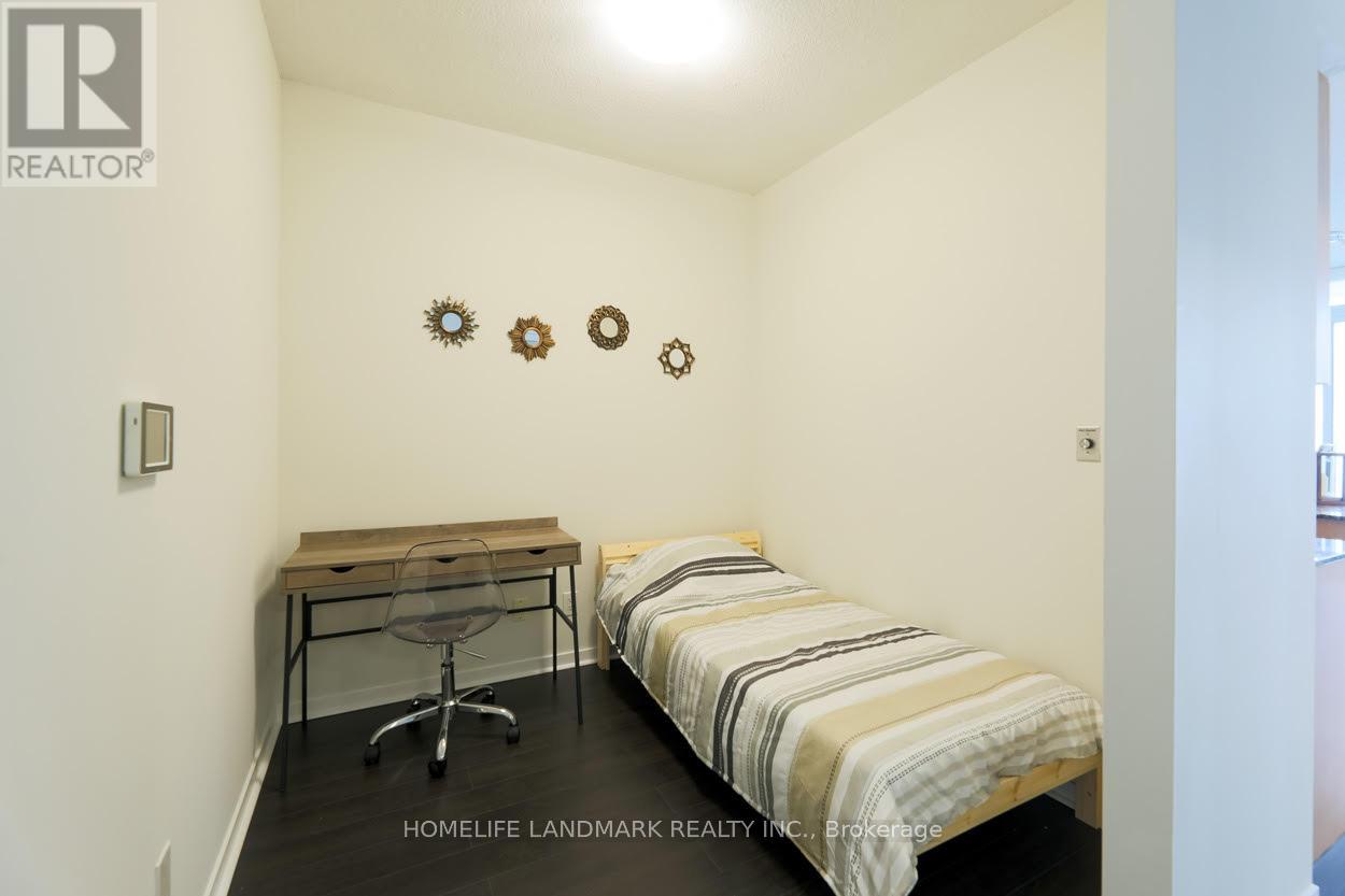 4003 - 55 Bremner Boulevard, Toronto, Ontario  M5J 0A6 - Photo 15 - C12484314