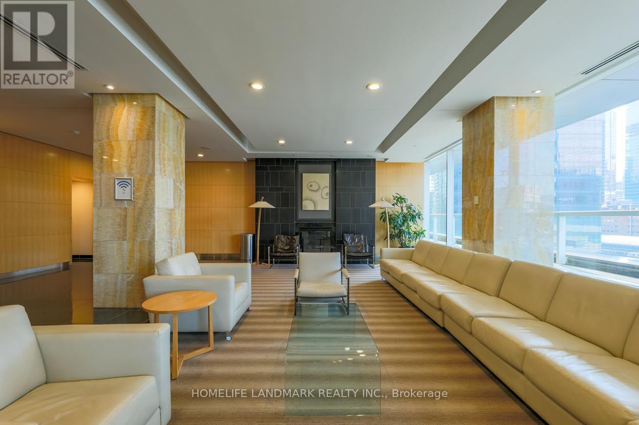 4003 - 55 Bremner Boulevard, Toronto, Ontario  M5J 0A6 - Photo 3 - C12484314