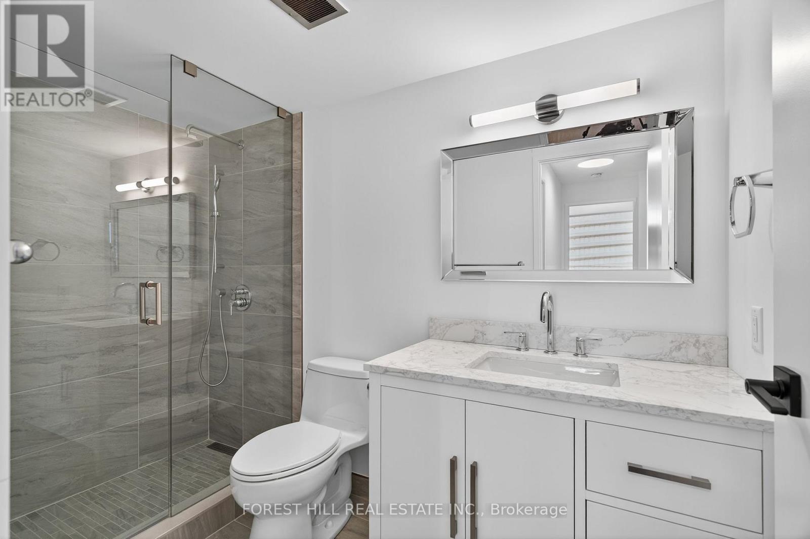 2703 - 633 Bay Street, Toronto, Ontario  M5G 2G4 - Photo 22 - C12484316