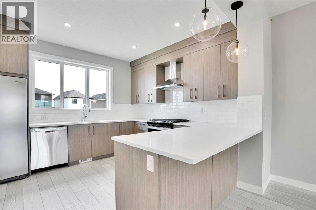 108 Bridgeport Green, Chestermere, Alberta  T1X 3C9 - Photo 29 - A2253734