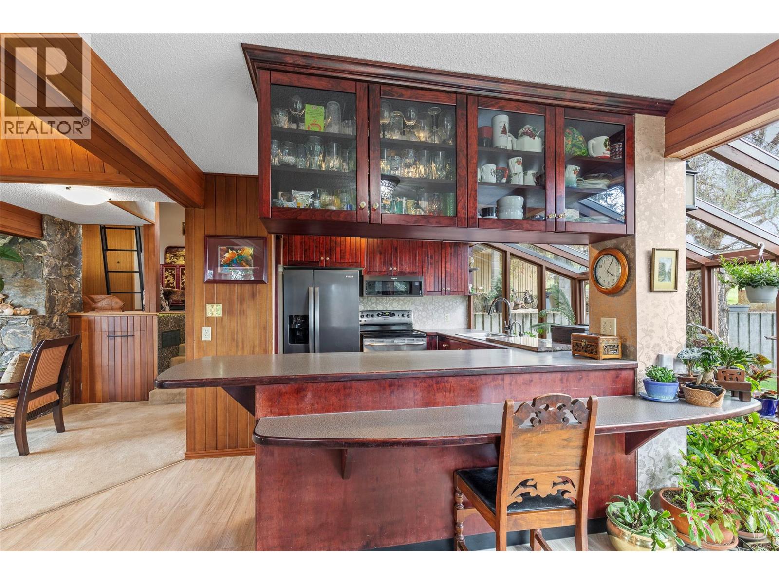 239 Stepping Stones Crescent, Spallumcheen, British Columbia  V1H 1X2 - Photo 12 - 10343769