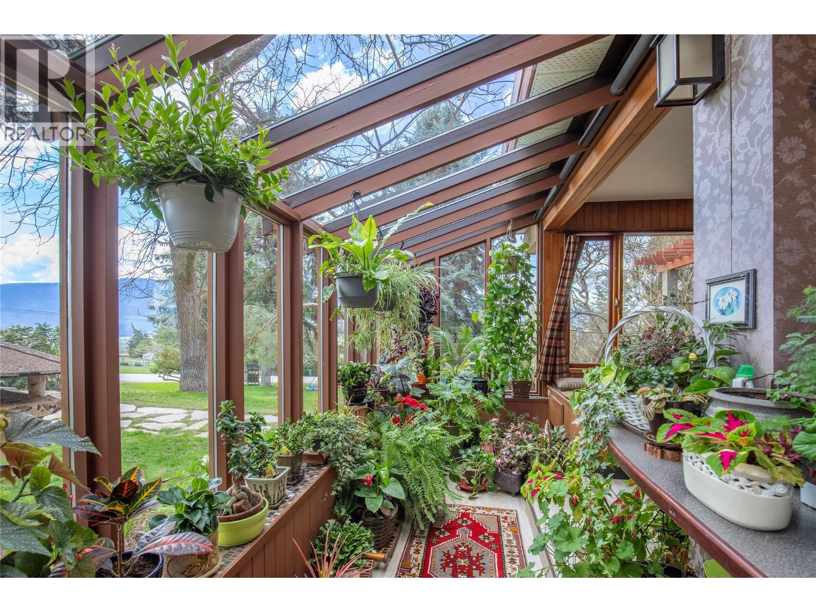 239 Stepping Stones Crescent, Spallumcheen, British Columbia  V1H 1X2 - Photo 18 - 10343769