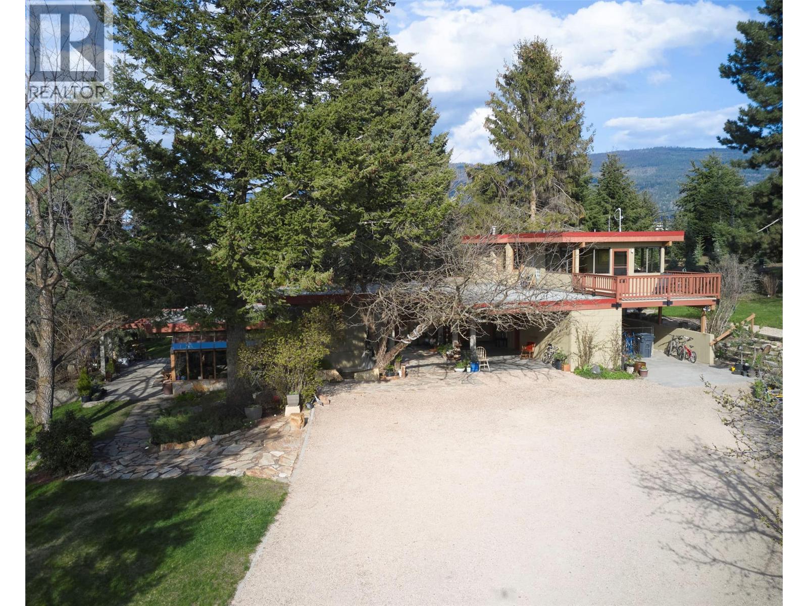 239 Stepping Stones Crescent, Spallumcheen, British Columbia  V1H 1X2 - Photo 79 - 10343769