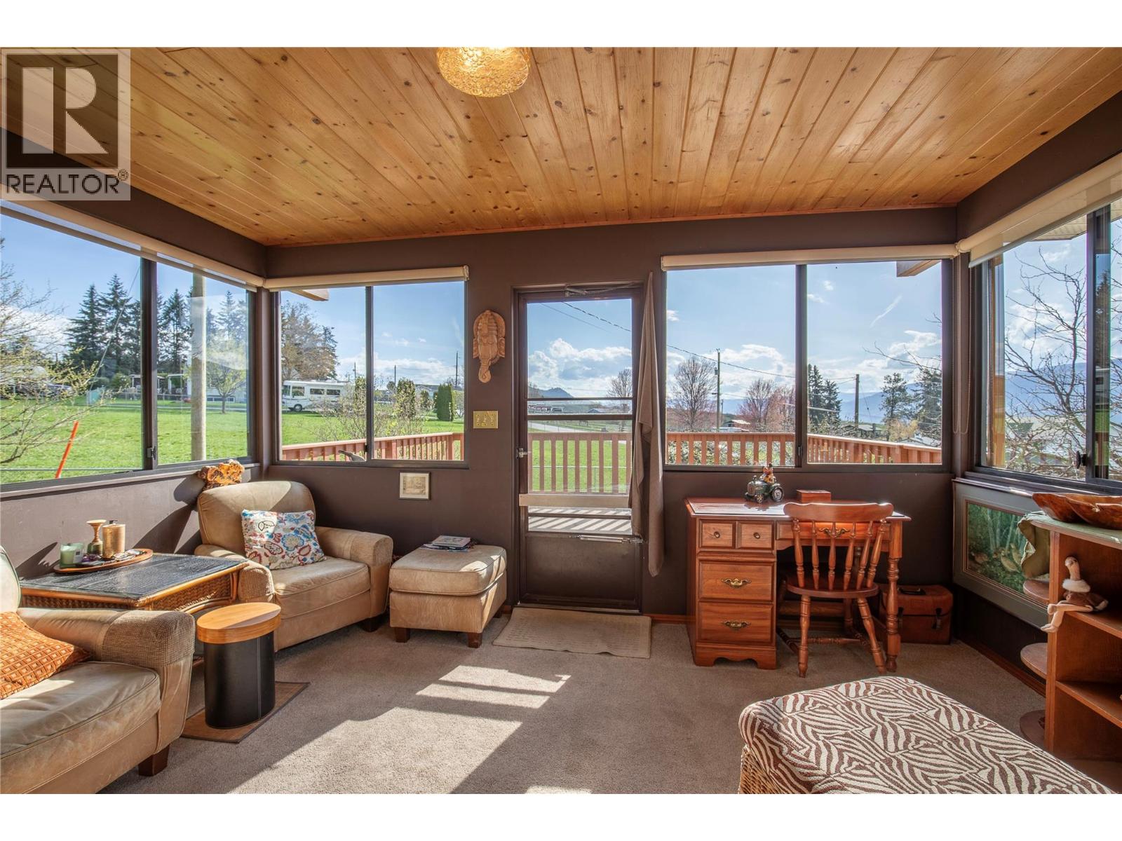 239 Stepping Stones Crescent, Spallumcheen, British Columbia  V1H 1X2 - Photo 50 - 10343769