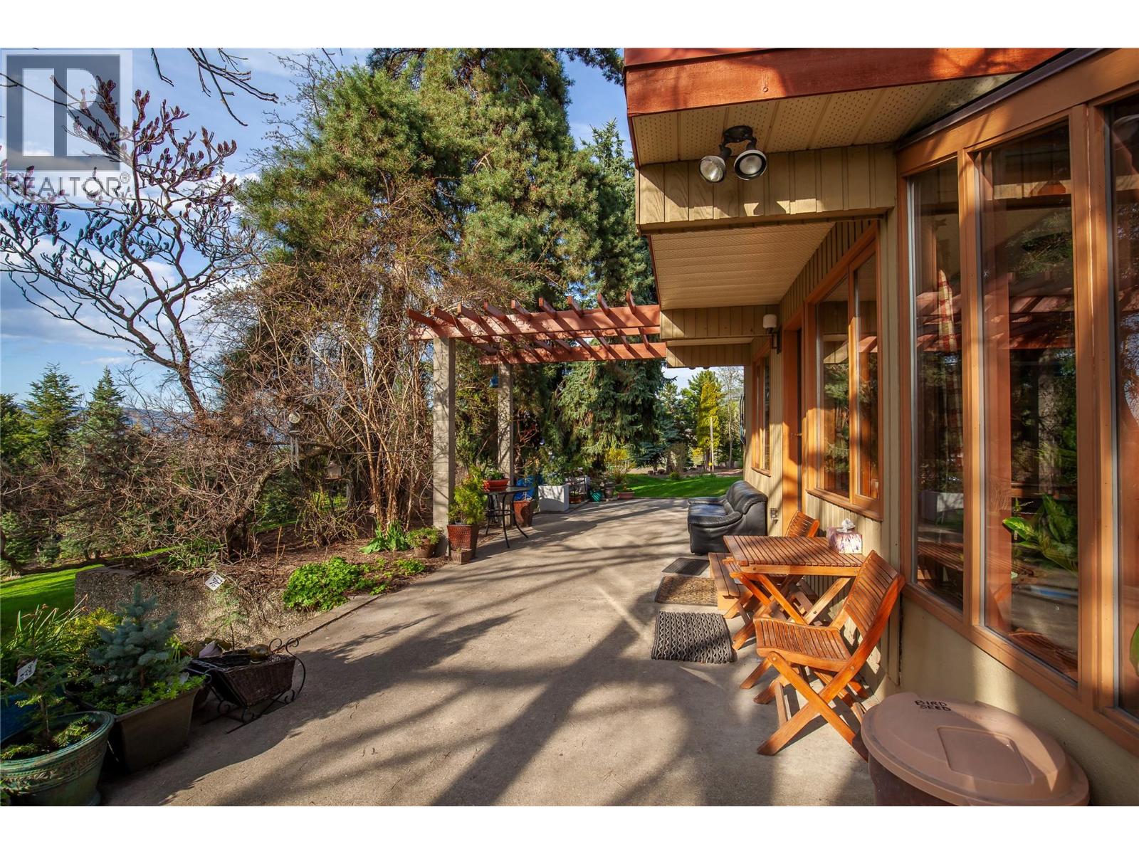 239 Stepping Stones Crescent, Spallumcheen, British Columbia  V1H 1X2 - Photo 63 - 10343769