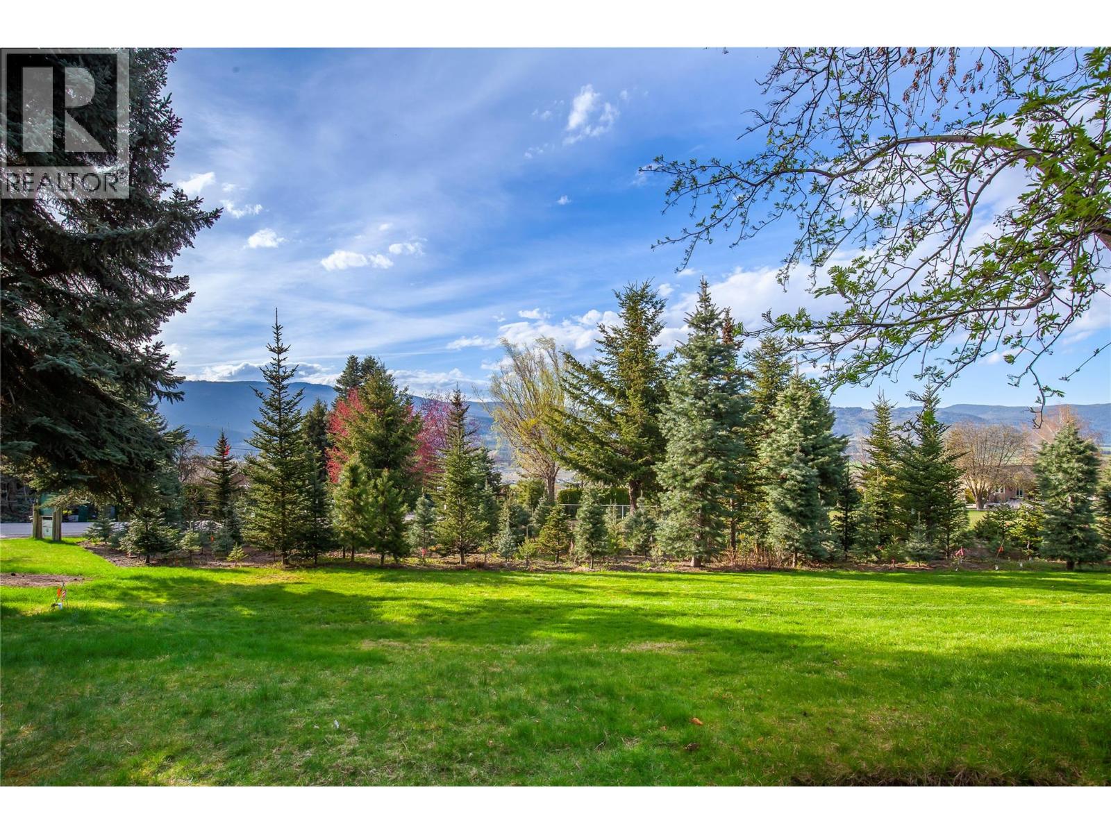 239 Stepping Stones Crescent, Spallumcheen, British Columbia  V1H 1X2 - Photo 67 - 10343769