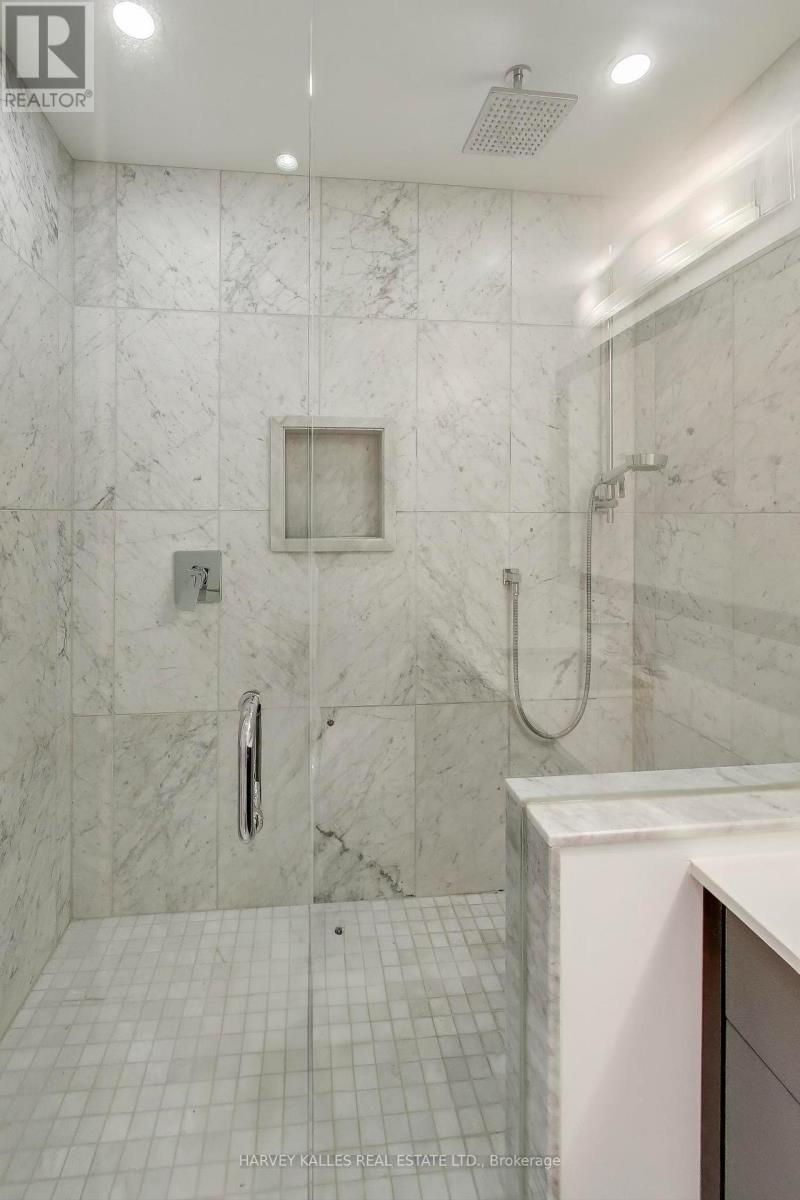 2804 - 33 Harbour Square, Toronto, Ontario M5J 2G2 - Photo 22 - C12433407