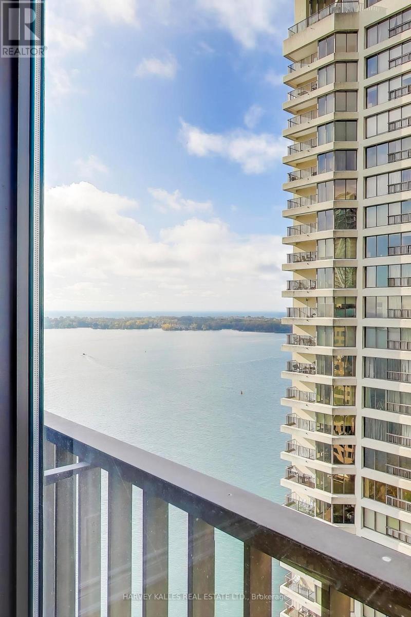 2804 - 33 Harbour Square, Toronto, Ontario M5J 2G2 - Photo 20 - C12433407