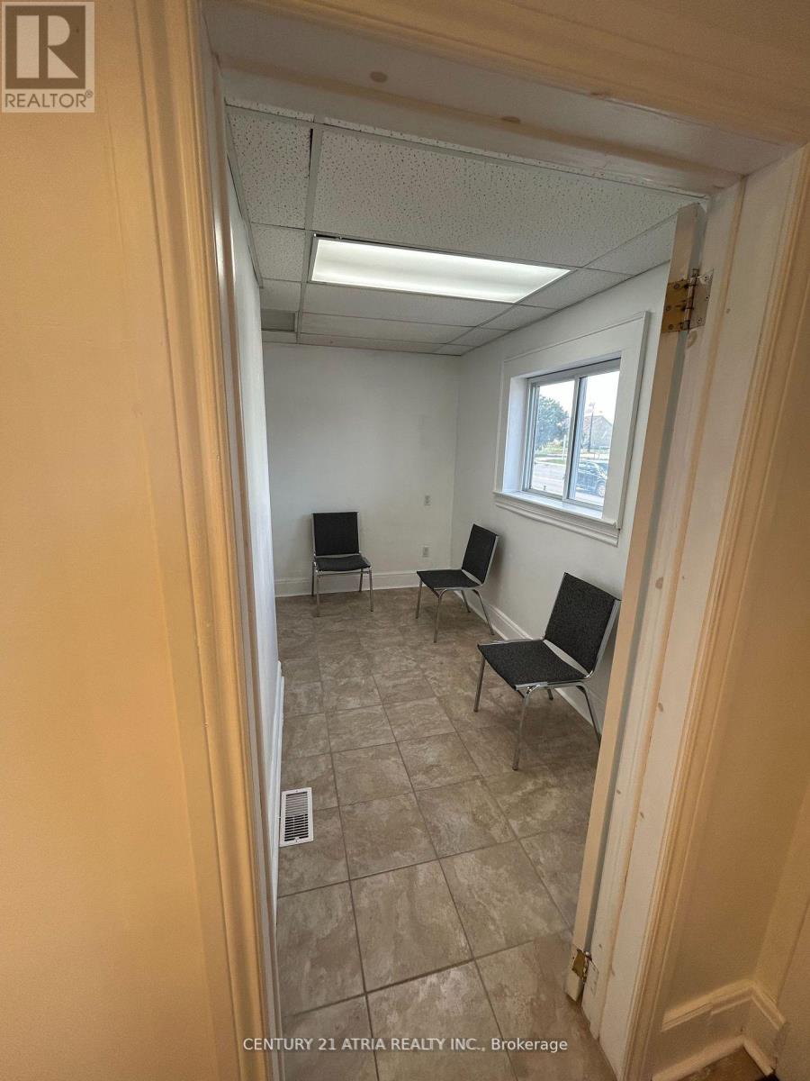 41 Bloor Street E, Oshawa, Ontario  L1H 3L9 - Photo 5 - E12484304