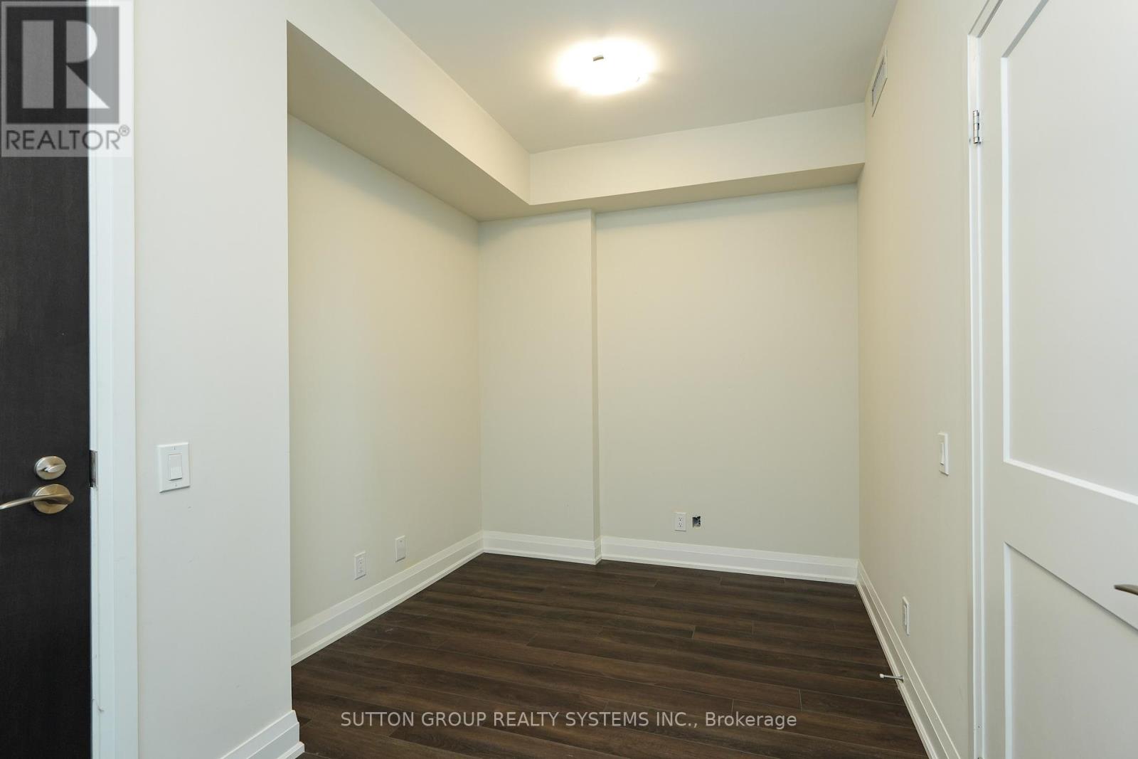 1801 - 15 Lynch Street, Brampton, Ontario  L0K 1E0 - Photo 25 - W12390809