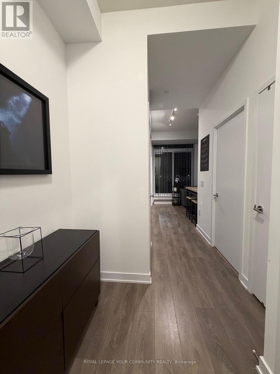 1209 - 10 Honeycrisp Crescent, Vaughan (Vaughan Corporate Centre), Ontario  L4K 0M7 - Photo 2 - N12484307