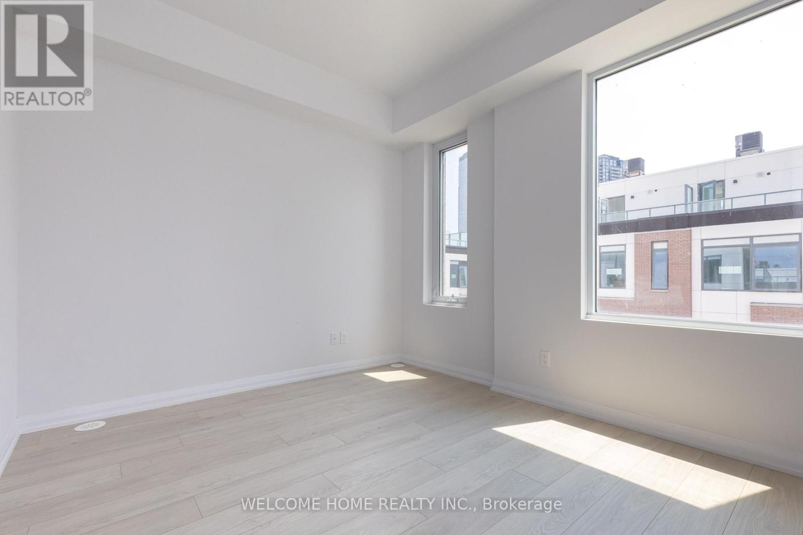 Th30 - 1050 Portage Parkway, Vaughan, Ontario  L4K 3Y8 - Photo 13 - N12484394