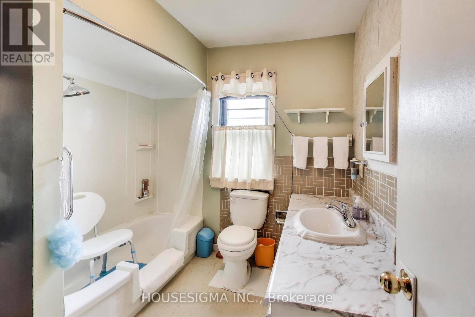 51 James Street E, Orillia, Ontario  L3V 1L3 - Photo 15 - S12484344