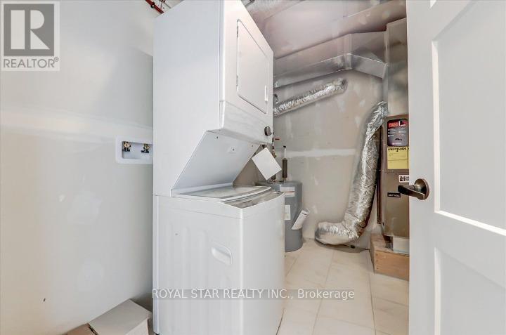 2 - 14 Pumpkin Cor Crescent, Barrie (Innis-Shore), Ontario  L9J 0C2 - Photo 24 - S12484405