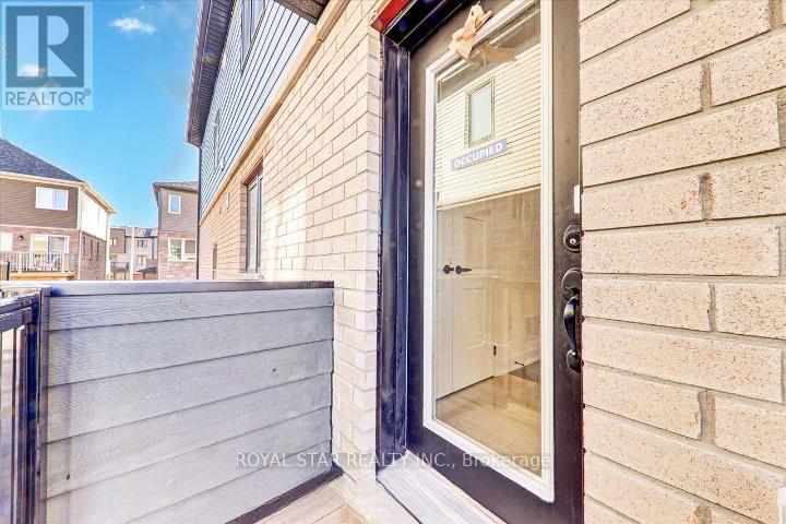 2 - 14 Pumpkin Cor Crescent, Barrie (Innis-Shore), Ontario  L9J 0C2 - Photo 6 - S12484405