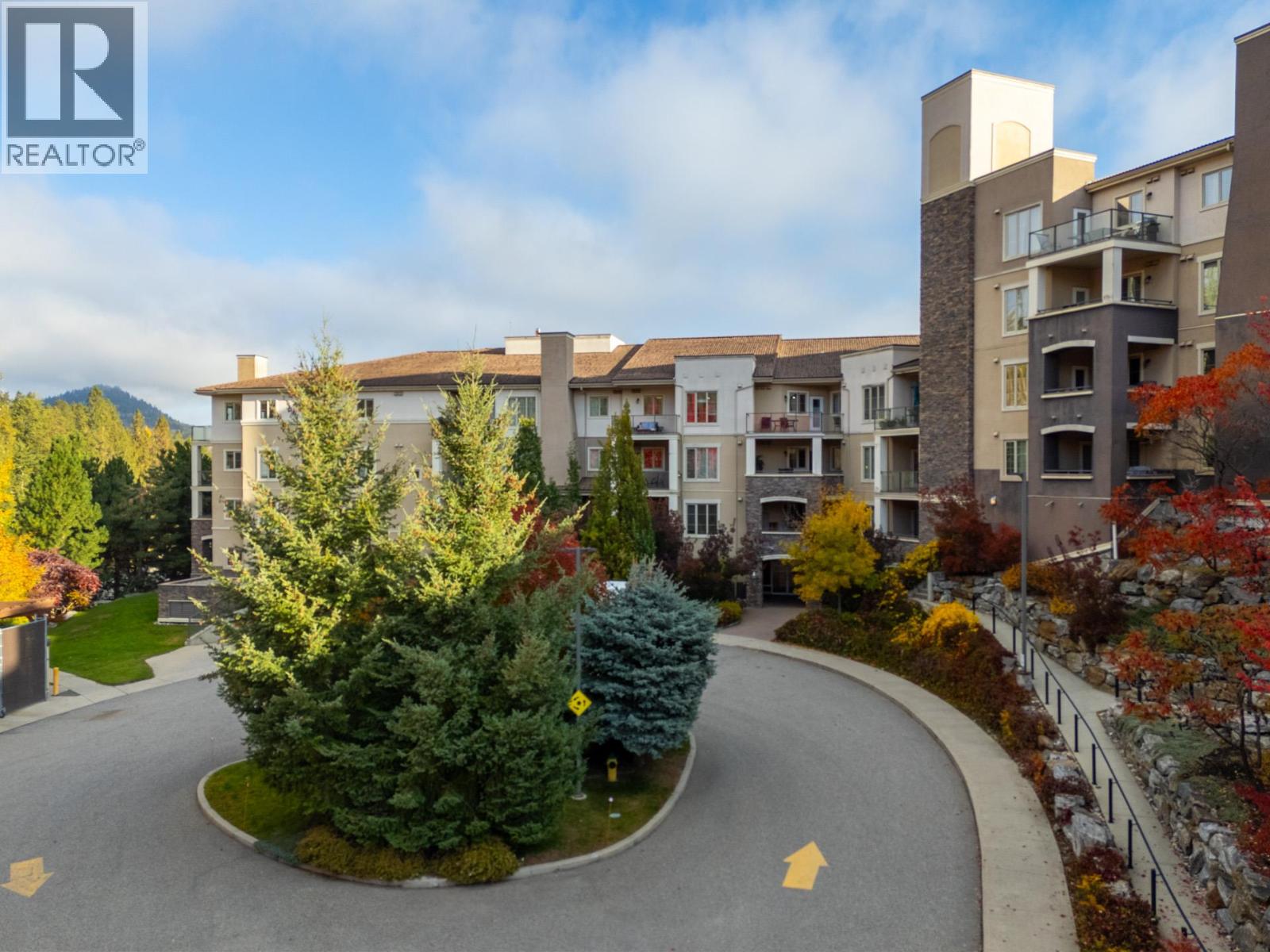 1875 Country Club Drive Unit# 1405, Kelowna, British Columbia