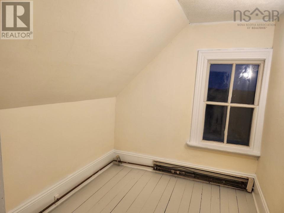 200 Argyle Street, Yarmouth, Nova Scotia  B5A 3X3 - Photo 34 - 202523478