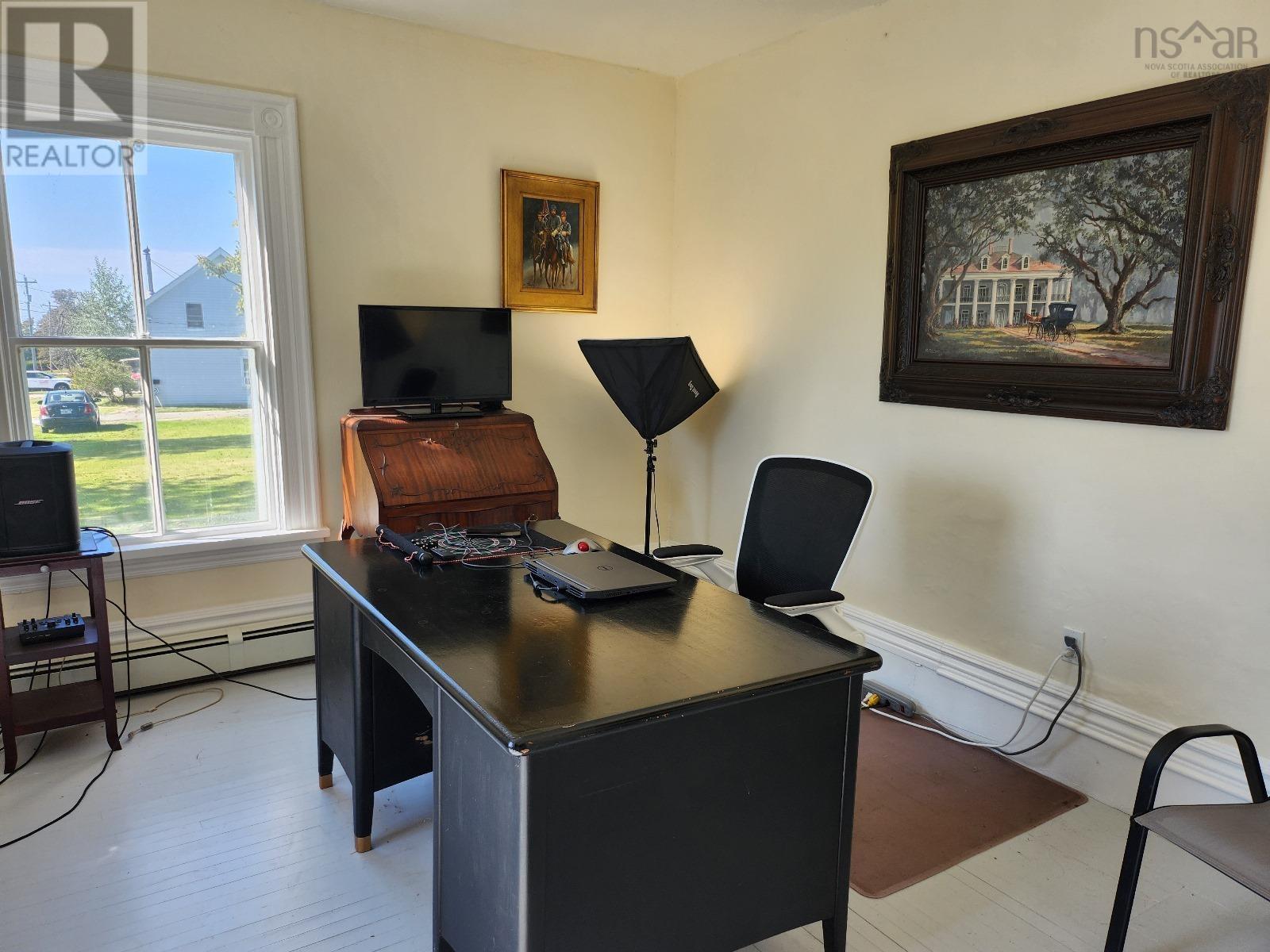 200 Argyle Street, Yarmouth, Nova Scotia  B5A 3X3 - Photo 7 - 202523478