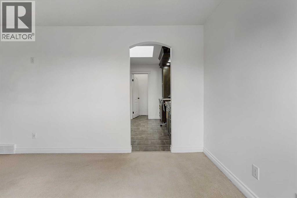 4 Heritage Point W, Lethbridge, Alberta  T1K 7Z4 - Photo 25 - A2261133