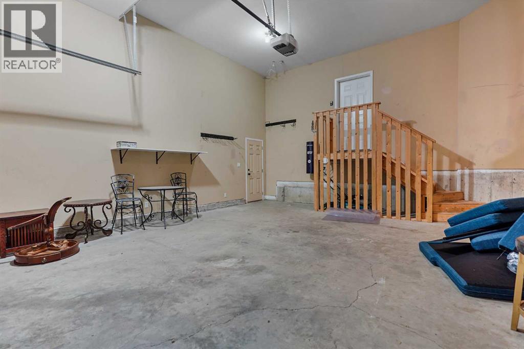 4 Heritage Point W, Lethbridge, Alberta  T1K 7Z4 - Photo 45 - A2261133