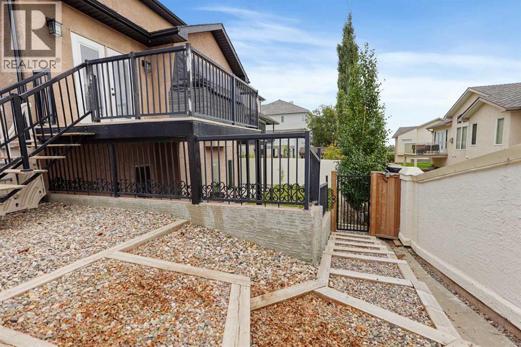 4 Heritage Point W, Lethbridge, Alberta  T1K 7Z4 - Photo 50 - A2261133