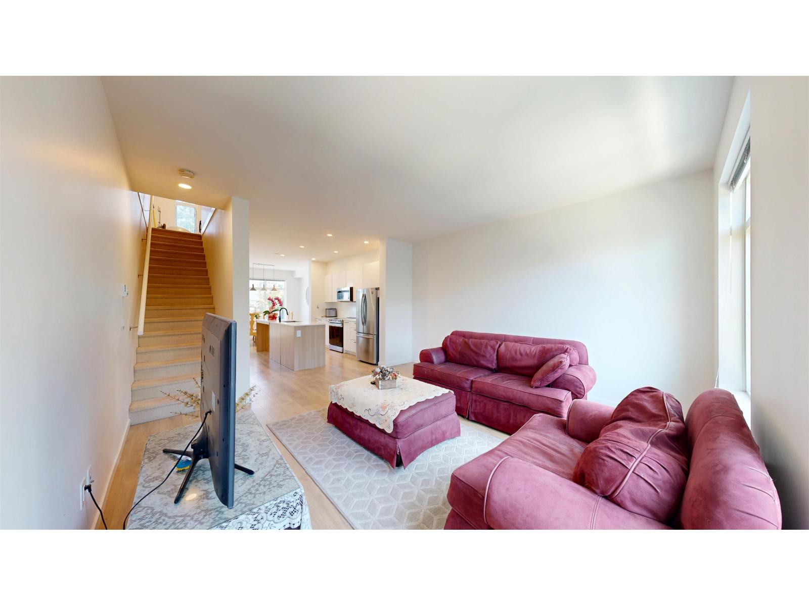 130 15235 Sitka Drive, Surrey, British Columbia  V3S 0A9 - Photo 5 - R3062087